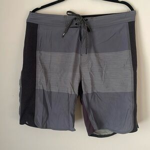 34” Waist / 17” Wide by 20 Long.